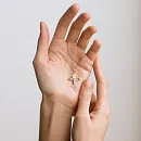 Крест из красного золота