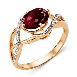 Кольцо из красного золота с гранатом