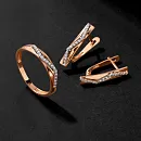 Серьги из красного золота с фианитами