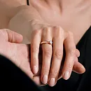 Кольцо из красного золота с фианитом