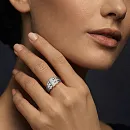 Кольцо из белого золота с бриллиантами