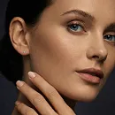 Моно серьга из белого золота с бриллиантом