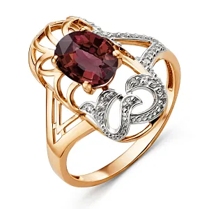 Кольцо из красного золота с корундом