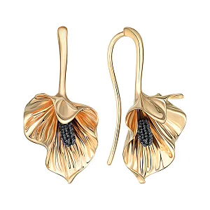 Серьги из красного золота с бриллиантами