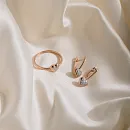 Кольцо из красного золота с фианитами