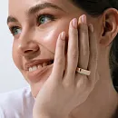 Кольцо из красного золота с фианитами