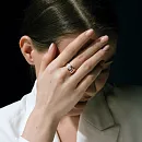 Кольцо из красного золота с фианитами