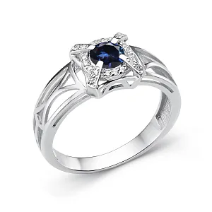 Кольцо из белого золота с корундом