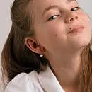 Серьги детские из красного золота с фианитами