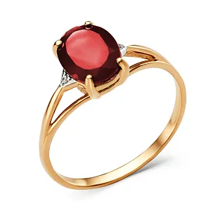 Кольцо из красного золота с гранатом