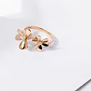 Кольцо из красного золота с фианитами