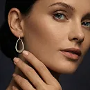 Серьги из желтого золота с бриллиантами