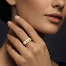 Кольцо печатка из желтого золота с бриллиантом