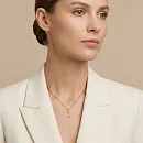 Подвеска из красного золота с бриллиантами