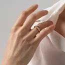 Кольцо из красного золота с фианитом