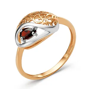 Кольцо из красного золота с гранатом
