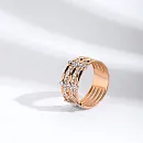 Кольцо из красного золота с фианитами