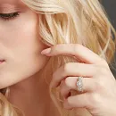 Кольцо из желтого золота с фианитами