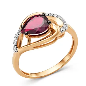 Кольцо из красного золота с бриллиантами и рубином