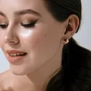 Серьги из красного золота с гранатами