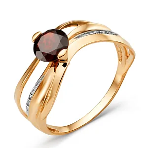 Кольцо из красного золота с гранатом