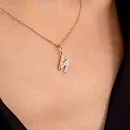 Подвеска из красного золота с фианитами