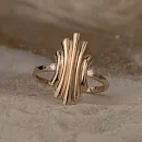 Кольцо из красного золота с фианитами