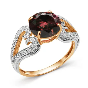Кольцо из красного золота с гранатом