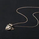 Подвеска из красного золота с фианитами