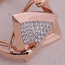 Кольцо из красного золота с фианитами