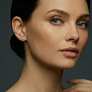 Серьги пусеты из белого золота с бриллиантами