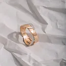 Кольцо из красного золота с фианитами