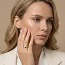 Кольцо из красного золота с бриллиантом