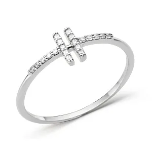 Кольцо из белого золота с фианитами