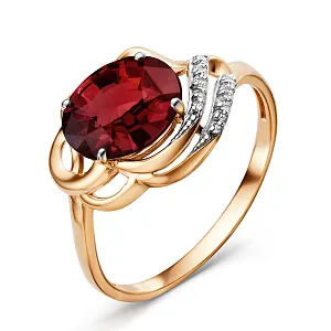 Кольцо из красного золота с гранатом