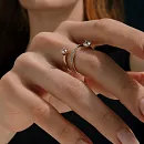 Кольцо из красного золота с фианитами