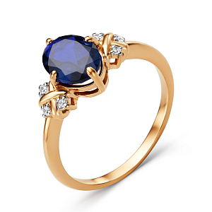 Кольцо из красного золота с корундом