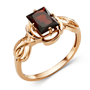 Кольцо из красного золота с гранатом