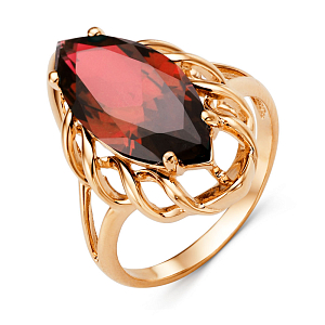 Кольцо из красного золота с корундом