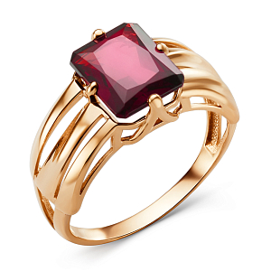 Кольцо из красного золота с корундом