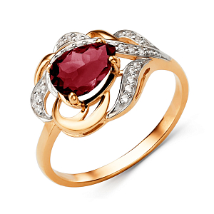 Кольцо из красного золота с гранатом