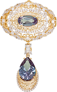 Брошь из желтого золота с александритами