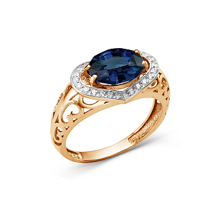 Кольцо из красного золота с корундом