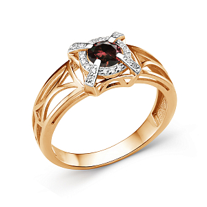 Кольцо из красного золота с гранатом