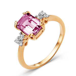 Кольцо из красного золота с корундом