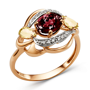 Кольцо из красного золота с гранатом